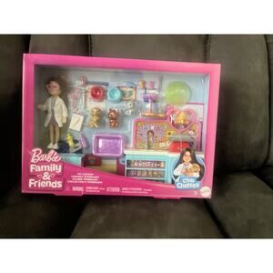 Barbie Chelsea Can Be... Veterinarian Play Set with Pets Dog, Cat, Bird